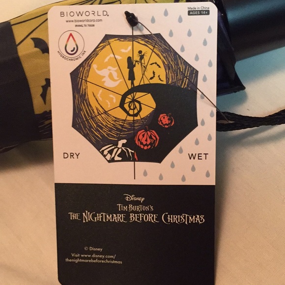 Nightmare Before Christmas color changing umbrella - Picture 4 of 6